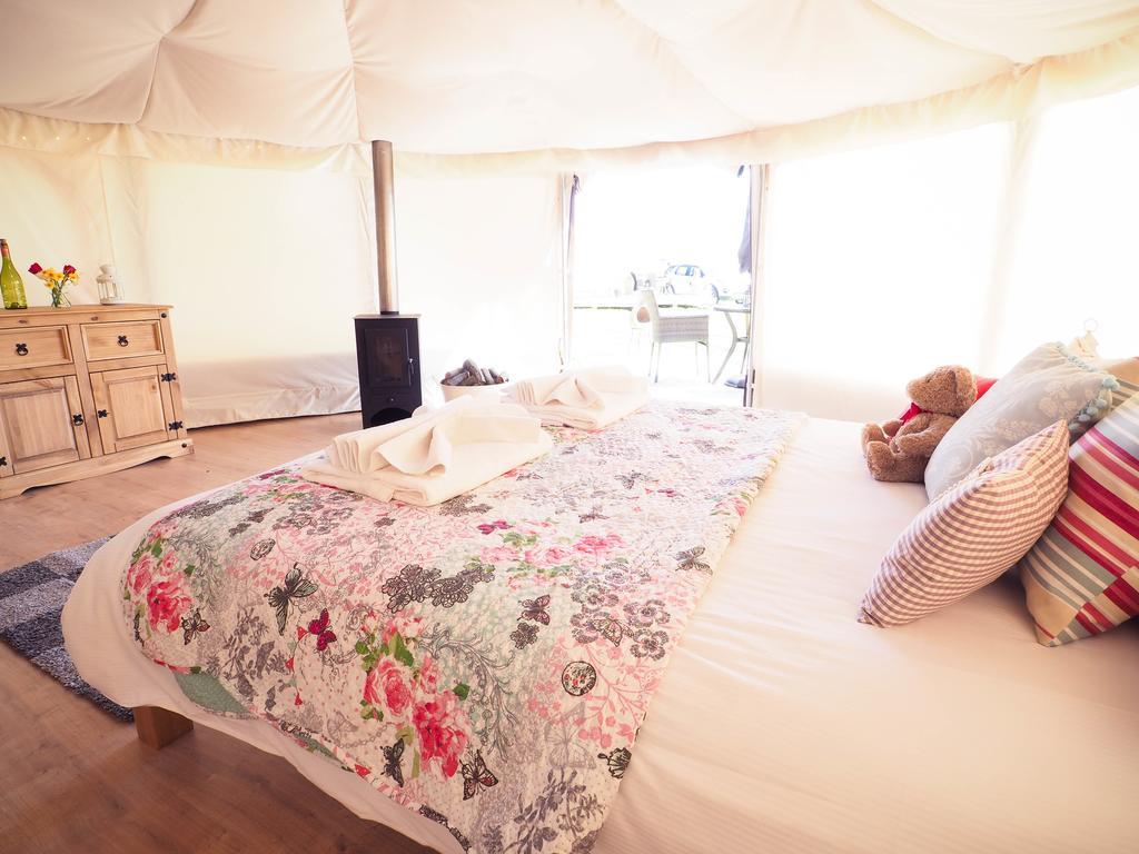 Hotel Old Dairy Farm Glamping Emsworth Exterior foto