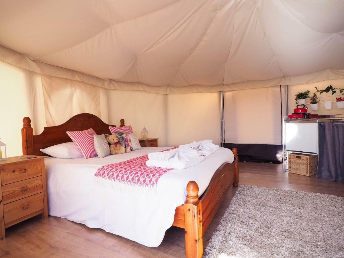 Hotel Old Dairy Farm Glamping Emsworth Exterior foto